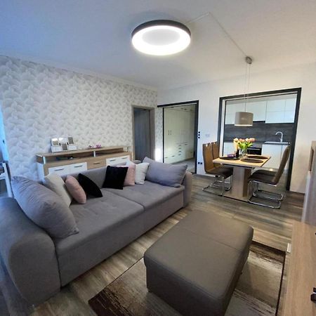Mira Apartman ヘーヴィーズ エクステリア 写真